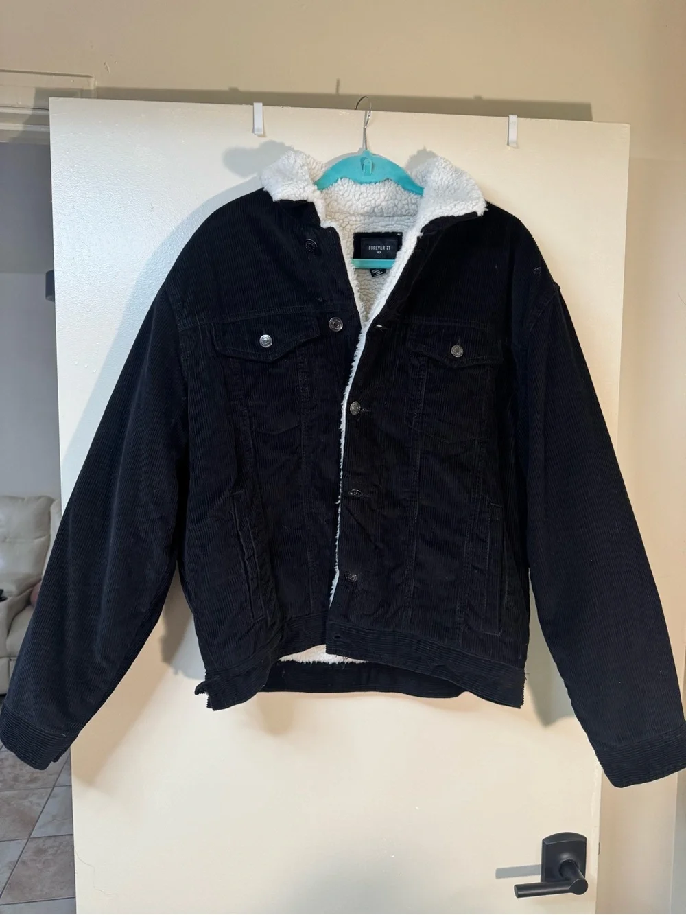 Forever 21 Men’s Black Corduroy Jacket with White Sherpa Lining